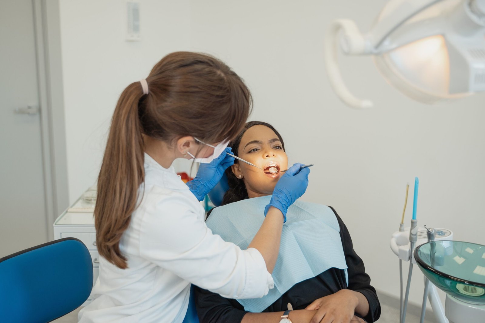 Are You a Candidate for Full Mouth Dental Implants? Key Benefits Explained