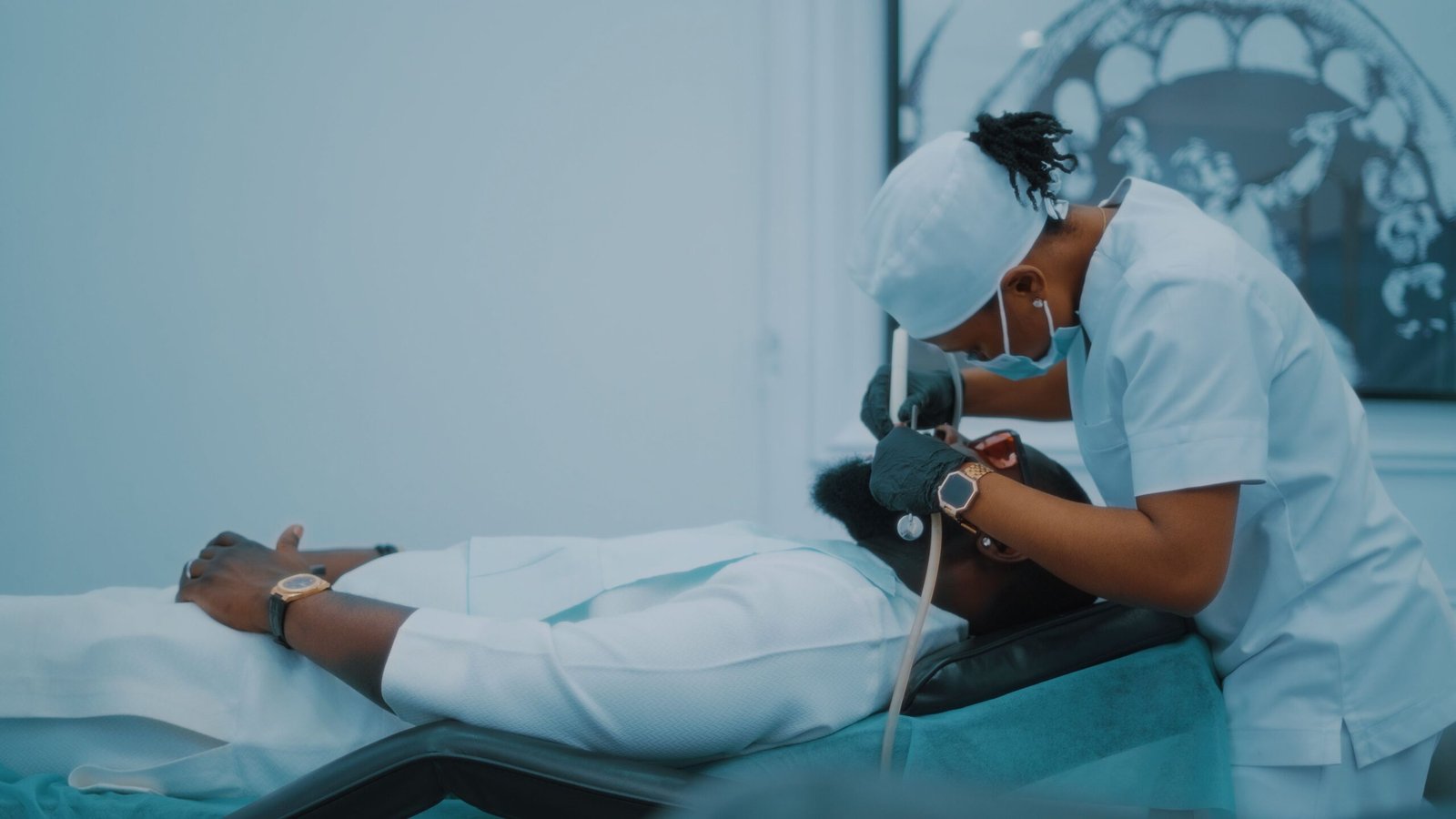 How Diet and Lifestyle Affect Dental Health in Erode