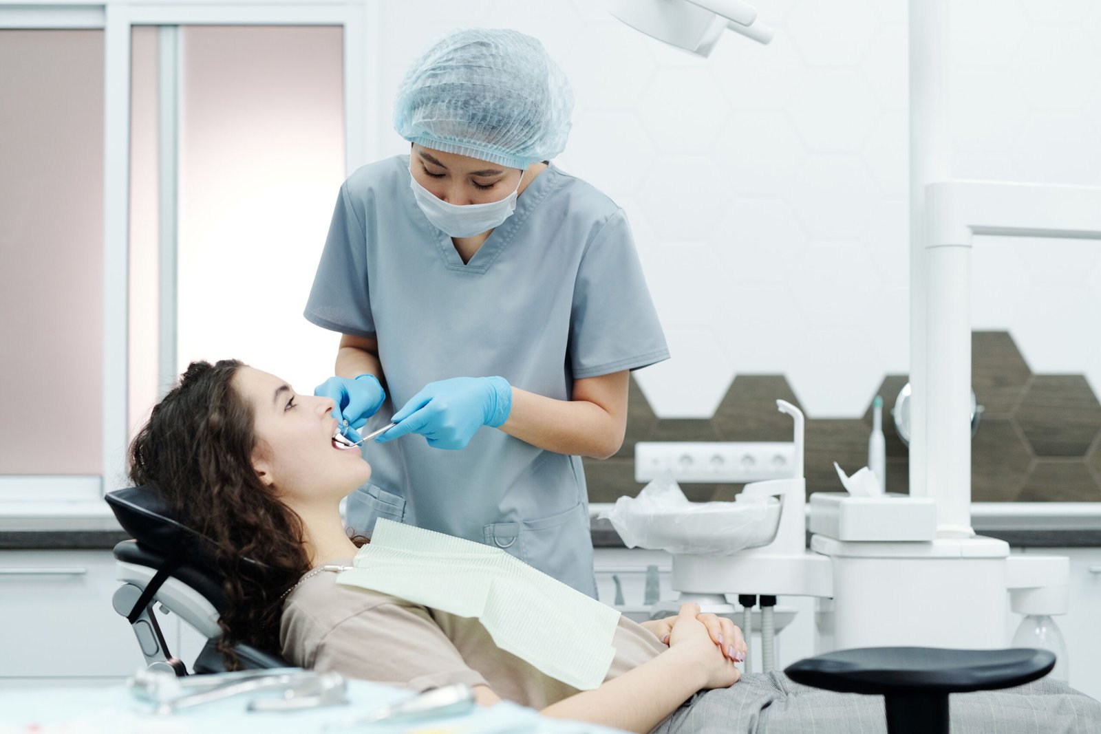 How to Find the Right Dental Treatment for Your Budget in Erode