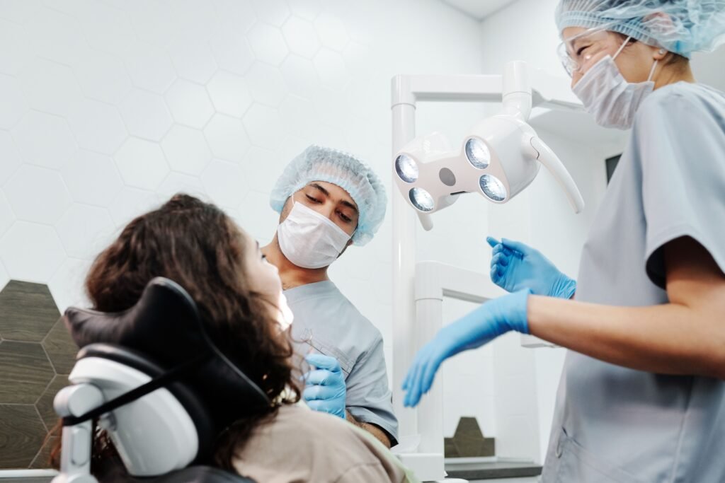 Government Vs Private Dental Clinic Facilities Erode