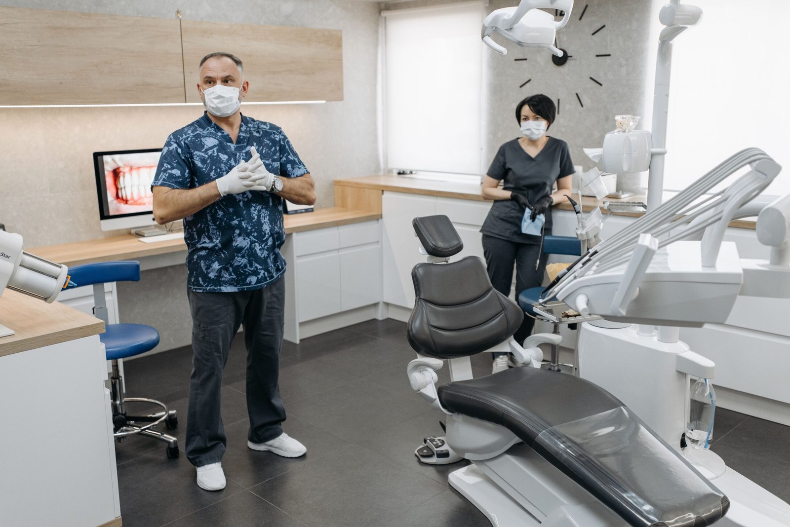 How to Choose the Right Dental Clinic in Erode for Your Family